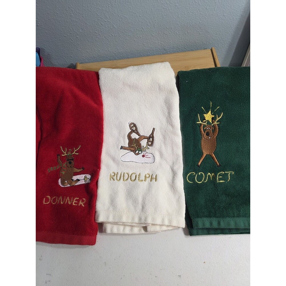 3 Vintage Rudolph Reindeer Avanti Grand Prix 1978 Christmas Embroidered Towels